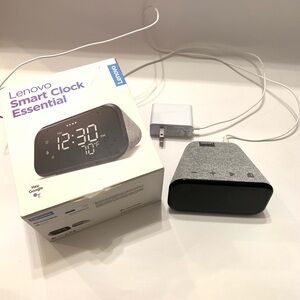 Lenovo Smart Clock Essential - Gray